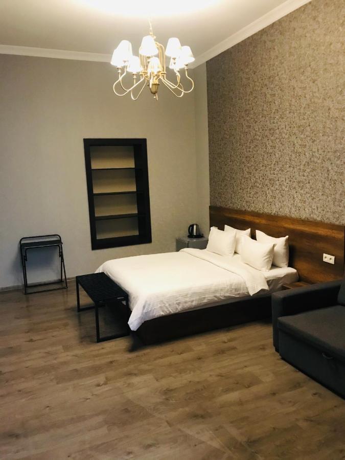 טביליסי 2Nd Floor Hotel מראה חיצוני תמונה